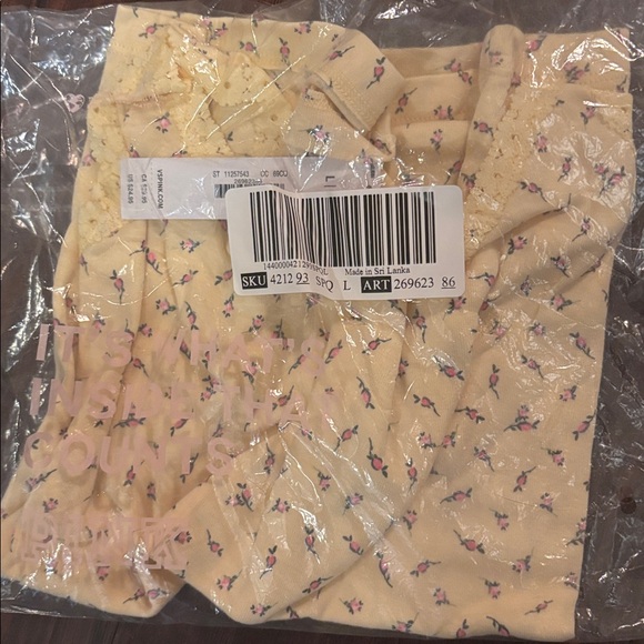 VS PINK PRETTY PERFECT CAMI - Picture 4 of 9